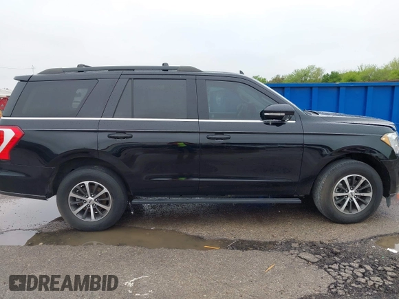 2020 Ford Expedition XLT with VIN 1FMJU1HT7LEA25705, listed as a IAAI auction lot 41852753 with 54,445 mi miles. Bid and sale history available at carsss.com. Image 14.
