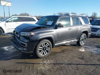 2017 Toyota 4Runner SR5 with VIN JTEBU5JRXH5431401, listed as a IAAI auction lot 41231941 with 133,324 mi miles. Bid and sale history available at carsss.com. Image 18.