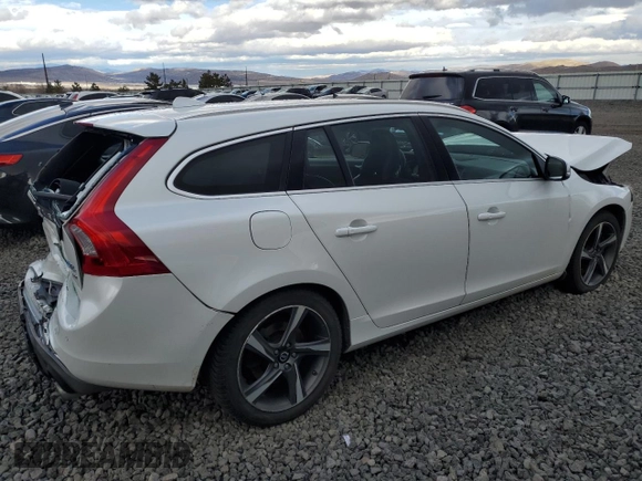 2015 Volvo V60 z VIN YV1902SS6F1228244, wystawiony jako Copart lot #43789925 z przebiegiem 69 835 mil mil oraz Szkoda całkowita • Salvage title. Historia ofert i sprzedaży dostępna na DreamBid. Obrazek 3.