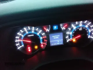 2016 Toyota 4Runner SR5 with VIN JTEZU5JR0G5119519, listed as a Copart auction lot 42156315 with 221,885 mi miles and Clean title. Bid and sale history available at DreamBid. Image 9.