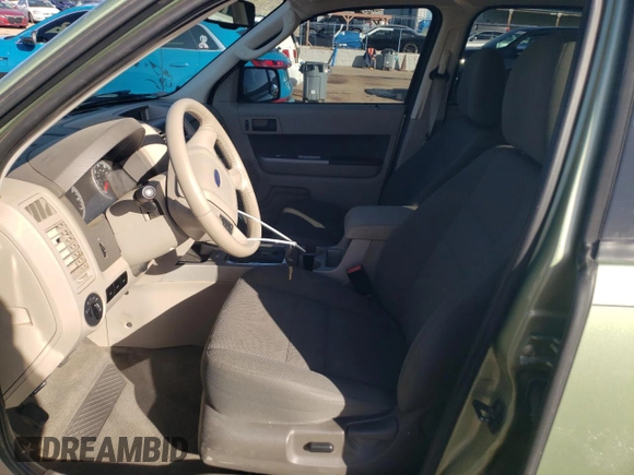 2009 Ford Escape Hybrid z VIN 1FMCU493X9KB92935, wystawiony jako Copart lot #47422465 z przebiegiem 130 226 mil mil oraz Szkoda całkowita • Salvage title. Historia ofert i sprzedaży dostępna na DreamBid. Obrazek 7.