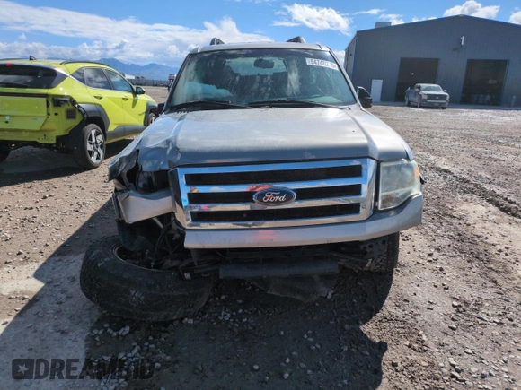 2008 Ford Expedition Max SSV z VIN 1FMFK16538LA82826, wystawiony jako Copart lot #54740235 z przebiegiem 113 790 mil mil oraz Szkoda całkowita • Salvage title. Historia ofert i sprzedaży dostępna na DreamBid. Obrazek 5.