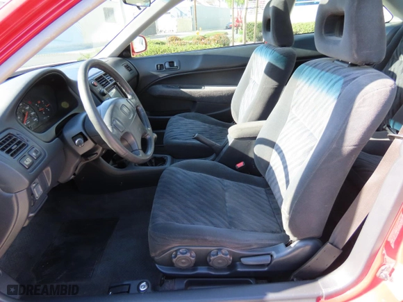 2000 Honda Civic Si with VIN 1HGEM115XYL042004, listed as a Copart auction lot 48327615 with 184,248 mi miles and Salvage Title. Bid and sale history available at carsss.com. Image 9.