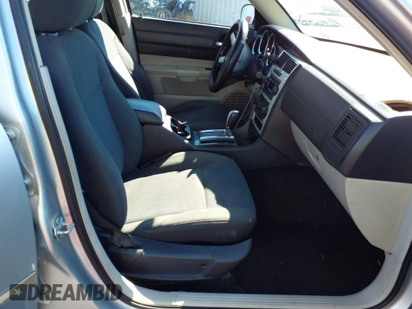 2007 Dodge Charger with VIN 2B3KA43G97H733371, listed as a IAAI auction lot 42058905 with 182,212 mi miles and . Bid and sale history available at DreamBid. Image 5.