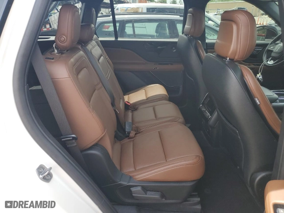 2020 Lincoln Aviator Reserve with VIN 5LM5J7XCXLGL29627, listed as a Copart auction lot 51904664 with NaN miles and Salvage Title. Bid and sale history available at carsss.com. Image 11.