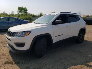 2021 Jeep Compass 80th Anniversary с VIN 3C4NJDEB7MT565892, выставлен на аукционе Copart как лот 60681635 с пробегом 45 074 миль миль и Списание • Salvage title. История ставок и продаж доступна на DreamBid. Изображение 1.