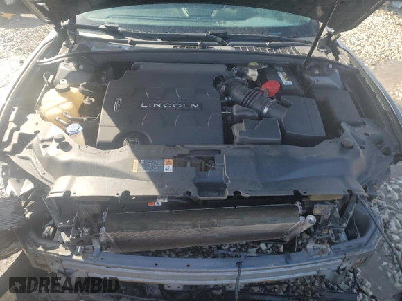 2018 Lincoln Continental Premiere z VIN 1LN6L9PK9J5603395, wystawiony jako Copart lot #49966105 z przebiegiem 60 931 mil mil oraz Szkoda całkowita • Salvage title. Historia ofert i sprzedaży dostępna na DreamBid. Obrazek 11.