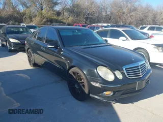 2008 Mercedes-Benz E 350 Luxury z VIN WDBUF87X08B350602, wystawiony jako IAAI lot #41736747 z przebiegiem 222 508 mil mil oraz . Historia ofert i sprzedaży dostępna na DreamBid. Obrazek 1.
