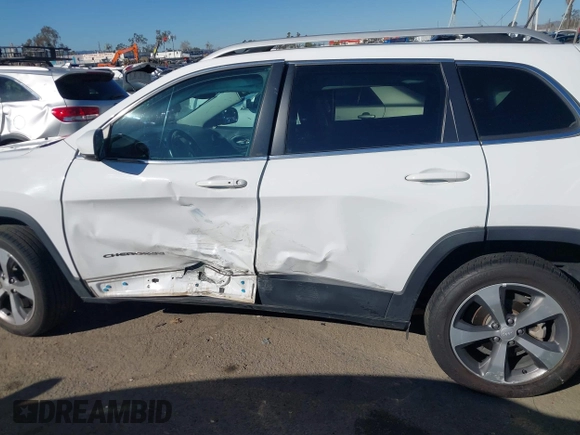 2019 Jeep Cherokee Limited with VIN 1C4PJLDB9KD443526, listed as a IAAI auction lot 41658009 with 73,024 mi miles and . Bid and sale history available at DreamBid. Image 14.
