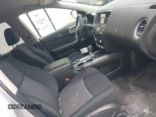 2019 Nissan Pathfinder S with VIN 5N1DR2MMXKC639984, listed as a IAAI auction lot 42173450 with 110,777 mi miles and . Bid and sale history available at DreamBid. Image 5.