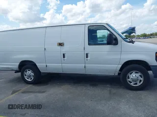 2012 Ford Econoline Cargo Commercial z VIN 1FTNS2EW8CDA13858, wystawiony jako IAAI lot #42473899 z przebiegiem 336 332 mil mil oraz . Historia ofert i sprzedaży dostępna na DreamBid. Obrazek 13.