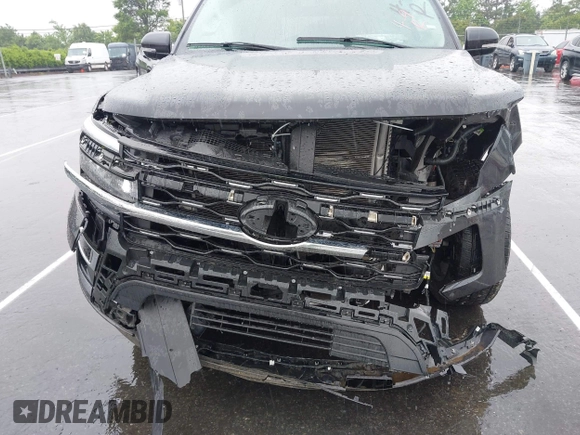 2024 Ford Expedition Max Limited with VIN 1FMJK1K82REA57688, listed as a IAAI auction lot 42121565 with 26,045 mi miles and . Bid and sale history available at DreamBid. Image 17.