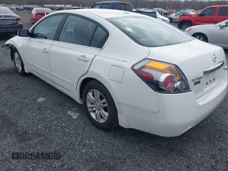 2010 Nissan Altima 2.5 S with VIN 1N4AL2AP5AC185266, listed as a IAAI auction lot 41938243 with 52,453 mi miles. Bid and sale history available at carsss.com. Image 3.