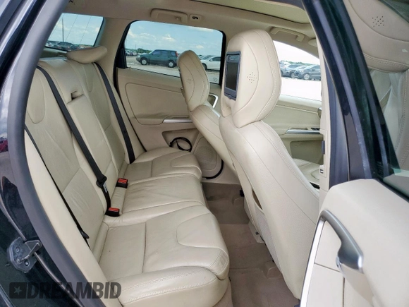2010 Volvo XC60 3.0T z VIN YV4992DZ6A2096656, wystawiony jako Copart lot #54404235 z przebiegiem 141 827 mil mil oraz Czysty tytuł • Clean title. Historia ofert i sprzedaży dostępna na DreamBid. Obrazek 11.