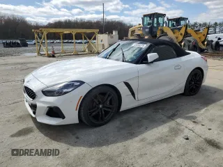 2021 BMW Z4 sDrive30i with VIN WBAHF3C09MWX24087, listed as a Copart auction lot 52036575 with 0 mi miles and Salvage Title. Bid and sale history available at carsss.com. Image 1.
