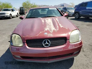 2000 Mercedes-Benz SLK-Class Kompressor with VIN WDBKK47F1YF165941, listed as a Copart auction lot 53750745 with 131,257 mi miles and Clean Title. Bid and sale history available at carsss.com. Image 5.
