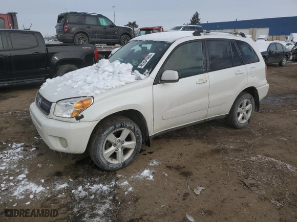 2005 Toyota RAV4 with VIN JTEGD20V950080752, listed as a Copart auction lot 45394165 with 261,112 mi miles and Clean Title. Bid and sale history available at carsss.com. Image 1.
