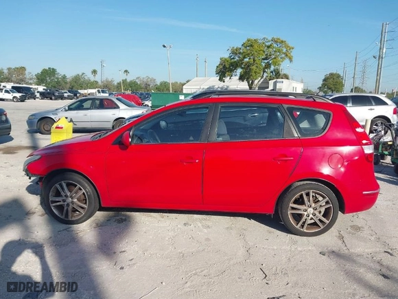 2010 Hyundai Elantra Touring SE with VIN KMHDC8AE8AU070112, listed as a IAAI auction lot 41803426 with 117,816 mi miles. Bid and sale history available at carsss.com. Image 15.