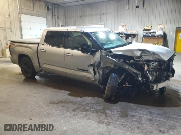 2022 Toyota Tundra SR5 with VIN 5TFLA5DB7NX042800, listed as a Copart auction lot 50119905 with 21,073 mi miles and Clean title. Bid and sale history available at DreamBid. Image 4.