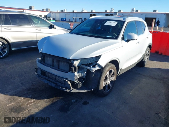 2021 Volvo XC40 Inscription with VIN YV4AC2HL8M2602643, listed as a IAAI auction lot 41601331 with 92,999 mi miles. Bid and sale history available at carsss.com. Image 2.
