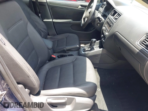 2012 Volkswagen Jetta SE with VIN 3VWDP7AJ4CM370055, listed as a IAAI auction lot 42501456 with 90,800 mi miles and . Bid and sale history available at DreamBid. Image 5.