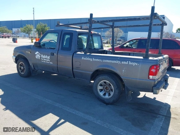 2000 Ford Ranger XL with VIN 1FTYR14V2YPA47330, listed as a IAAI auction lot 41762086 with 175,153 mi miles. Bid and sale history available at carsss.com. Image 3.