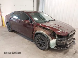 2017 Ford Fusion SE with VIN 3FA6P0H72HR282909, listed as a IAAI auction lot 41570558 with 122,444 mi miles. Bid and sale history available at carsss.com. Image 1.