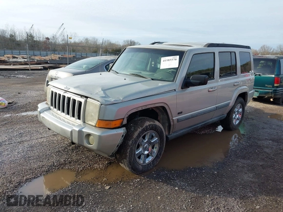 2007 Jeep Commander Sport с VIN 1J8HH48PX7C673318, выставлен на аукционе IAAI как лот 41585570 с пробегом 188 977 миль миль и . История ставок и продаж доступна на DreamBid. Изображение 2.