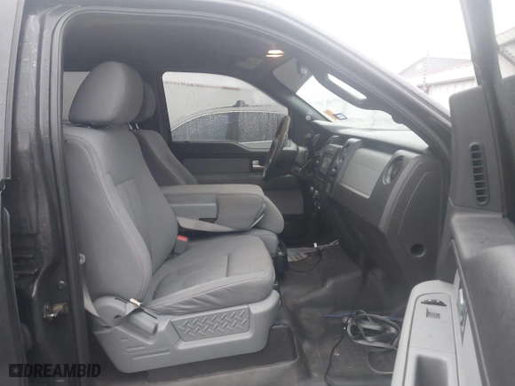 2013 Ford F-150 XL with VIN 1FTFW1CF7DFA18075, listed as a IAAI auction lot 41442280 with 208,606 mi miles. Bid and sale history available at carsss.com. Image 5.