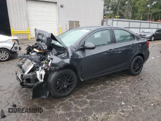 2019 Chevrolet Sonic LS z VIN 1G1JB5SB5K4111576, wystawiony jako Copart lot #71117874 z przebiegiem Nie podano mil oraz Szkoda całkowita • Salvage title. Historia ofert i sprzedaży dostępna na DreamBid. Obrazek 1.