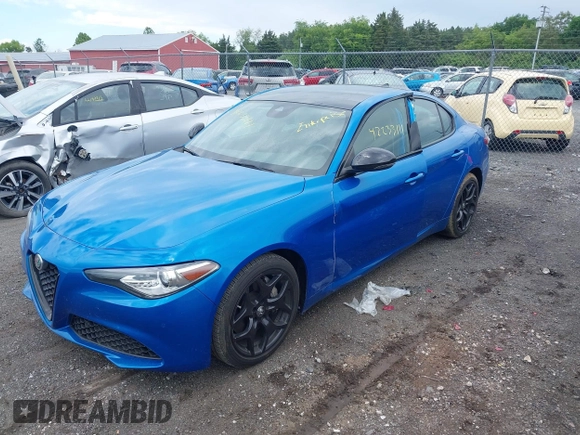 2021 Alfa Romeo Giulia with VIN ZARFAMAN4M7641924, listed as a IAAI auction lot 42233111 with 45,260 mi miles and . Bid and sale history available at DreamBid. Image 2.