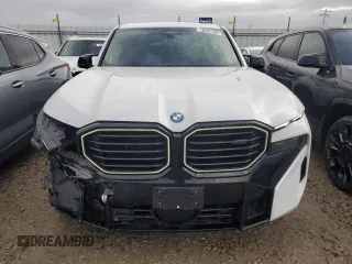 2024 BMW XM z VIN 5YM23CS0XR9V53110, wystawiony jako Copart lot #87039014 z przebiegiem 13 607 mil mil oraz Tytuł czysty. Historia ofert i sprzedaży dostępna na DreamBid. Obrazek 5.