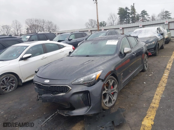2020 Kia Stinger GT2 with VIN KNAE55LCXL6071473, listed as a IAAI auction lot 41447155 with 123,110 mi miles. Bid and sale history available at carsss.com. Image 17.