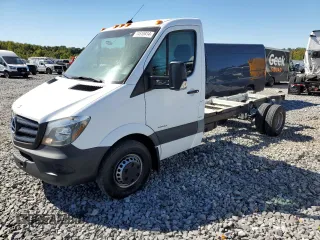 2015 Mercedes-Benz Sprinter Chassis with VIN WDAPF4CC8F9631368, listed as a Copart auction lot 74510414 with 262,356 mi miles and Clean Title. Bid and sale history available at carsss.com. Image 1.