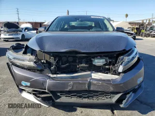 2021 Honda Clarity Plug-In Hybrid Touring with VIN JHMZC5F34MC001992, listed as a Copart auction lot 73437914 with 33,745 mi miles and Salvage Title. Bid and sale history available at carsss.com. Image 5.