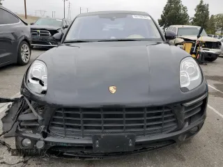 2015 Porsche Macan S with VIN WP1AB2A59FLB41711, listed as a Copart auction lot 54199705 with 146,734 mi miles and Clean Title. Bid and sale history available at carsss.com. Image 5.