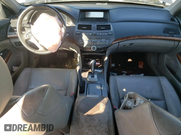 2012 Honda Accord EX-L z VIN 1HGCP3F88CA019127, wystawiony jako Copart lot #46450835 z przebiegiem Nie podano mil oraz Szkoda całkowita • Salvage title. Historia ofert i sprzedaży dostępna na DreamBid. Obrazek 8.