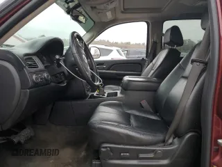 2008 Chevrolet Tahoe 3LT z VIN 1GNFK13038R245346, wystawiony jako Copart lot #87920185 z przebiegiem 180 198 mil mil oraz Szkoda całkowita • Salvage title. Historia ofert i sprzedaży dostępna na DreamBid. Obrazek 7.