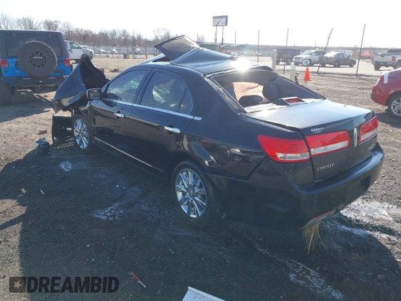 2011 Lincoln MKZ z VIN 3LNHL2GC7BR768806, wystawiony jako IAAI lot #41654712 z przebiegiem 77 661 mil mil oraz . Historia ofert i sprzedaży dostępna na DreamBid. Obrazek 3.