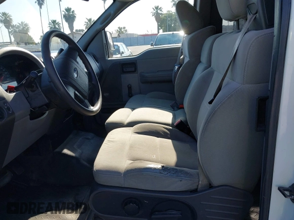 2007 Ford F-150 STX with VIN 1FTRX12W57KA80484, listed as a IAAI auction lot 42618913 with 199,013 mi miles and . Bid and sale history available at DreamBid. Image 5.