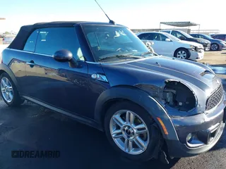 2012 MINI Convertible S with VIN WMWZP3C53CT550336, listed as a IAAI auction lot 40857283 with 51,111 mi miles and . Bid and sale history available at DreamBid. Image 6.