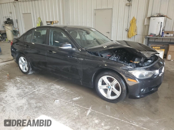 2015 BMW 3 Series 328i xDrive z VIN WBA3B3G5XFNT18212, wystawiony jako Copart lot #62888335 z przebiegiem 109 206 mil mil oraz Czysty tytuł • Clean title. Historia ofert i sprzedaży dostępna na DreamBid. Obrazek 4.