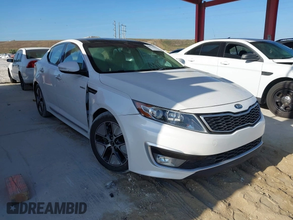 2013 Kia Optima EX with VIN KNAGM4AD0D5041441, listed as a IAAI auction lot 42123605 with 83,186 mi miles. Bid and sale history available at carsss.com. Image 1.