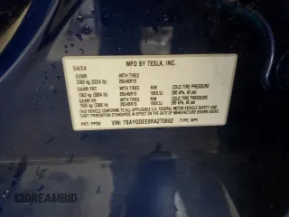 2024 Tesla Model Y Long Range с VIN 7SAYGDEE8RA270862, выставлен на аукционе Copart как лот 58099875 с пробегом 24 856 миль миль и На запчасти • Non repairable. История ставок и продаж доступна на DreamBid. Изображение 13.