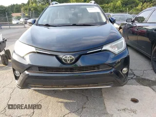 2018 Toyota RAV4 XLE с VIN 2T3WFREV5JW417144, выставлен на аукционе IAAI как лот 42685701 с пробегом 110 954 миль миль и . История ставок и продаж доступна на DreamBid. Изображение 12.