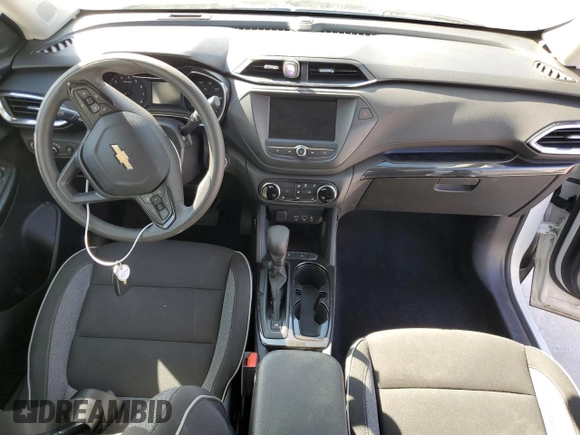 2023 Chevrolet TrailBlazer LT with VIN KL79MPS22PB037159, listed as a Copart auction lot 46589475 with 27,091 mi miles and Salvage Title. Bid and sale history available at DreamBid. Image 8.