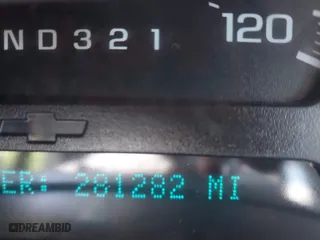 2007 Chevrolet TrailBlazer LS with VIN 1GNDS13S572274217, listed as a IAAI auction lot 41989900 with 281,282 mi miles. Bid and sale history available at carsss.com. Image 7.