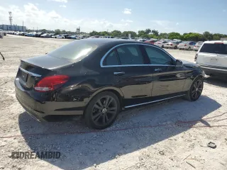 2017 Mercedes-Benz C 300 with VIN 55SWF4JBXHU210780, listed as a Copart auction lot 60922285 with 156,519 mi miles and Salvage title. Bid and sale history available at DreamBid. Image 3.