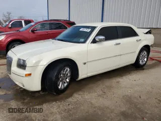 2006 Chrysler 300 C with VIN 2C3KA63H66H104513, listed as a Copart auction lot 48927645 with 179,372 mi miles and Non Repairable. Bid and sale history available at carsss.com. Image 1.
