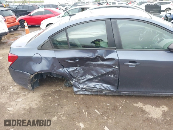 2014 Chevrolet Cruze LS with VIN 1G1PA5SH9E7274901, listed as a IAAI auction lot 42013231 with 95,204 mi miles and . Bid and sale history available at DreamBid. Image 6.